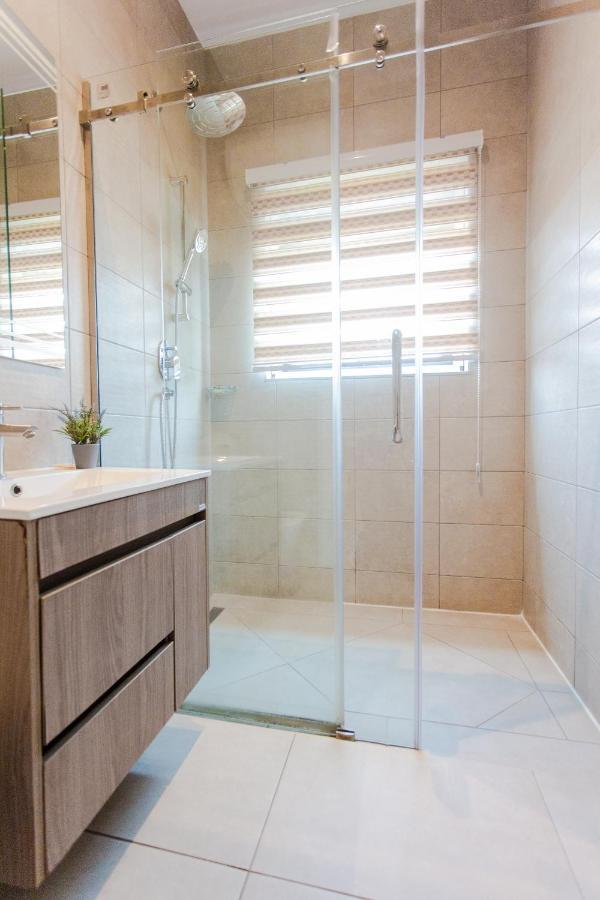 Accra Luxury Apartments @ Pine Court Bagian luar foto