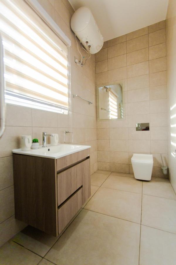 Accra Luxury Apartments @ Pine Court Bagian luar foto