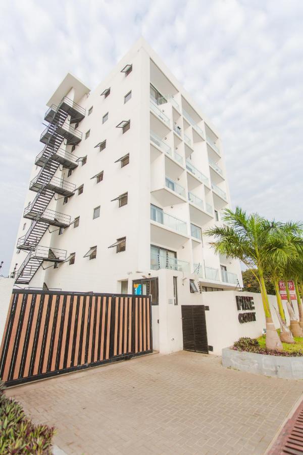 Accra Luxury Apartments @ Pine Court Bagian luar foto
