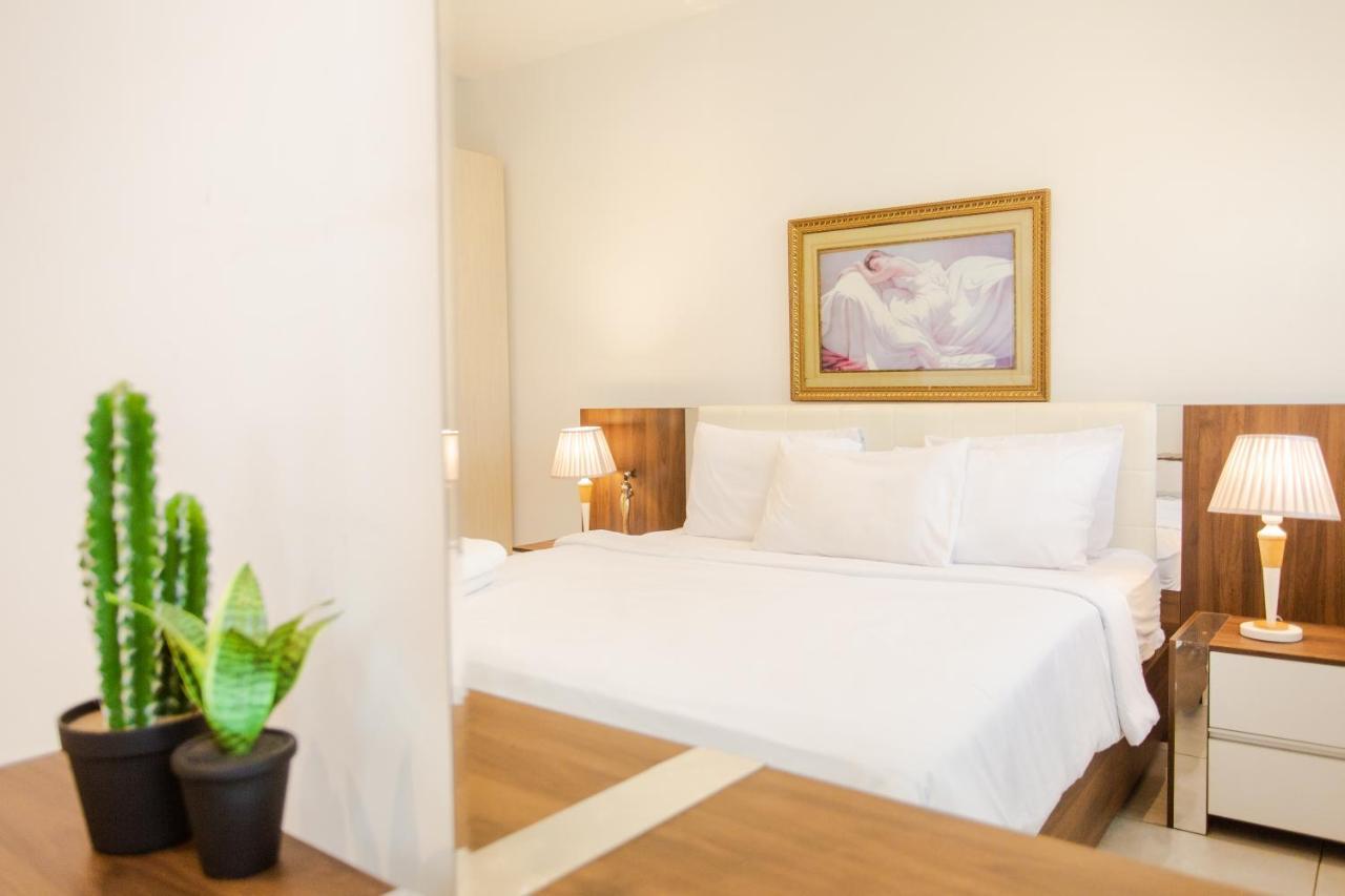 Accra Luxury Apartments @ Pine Court Bagian luar foto