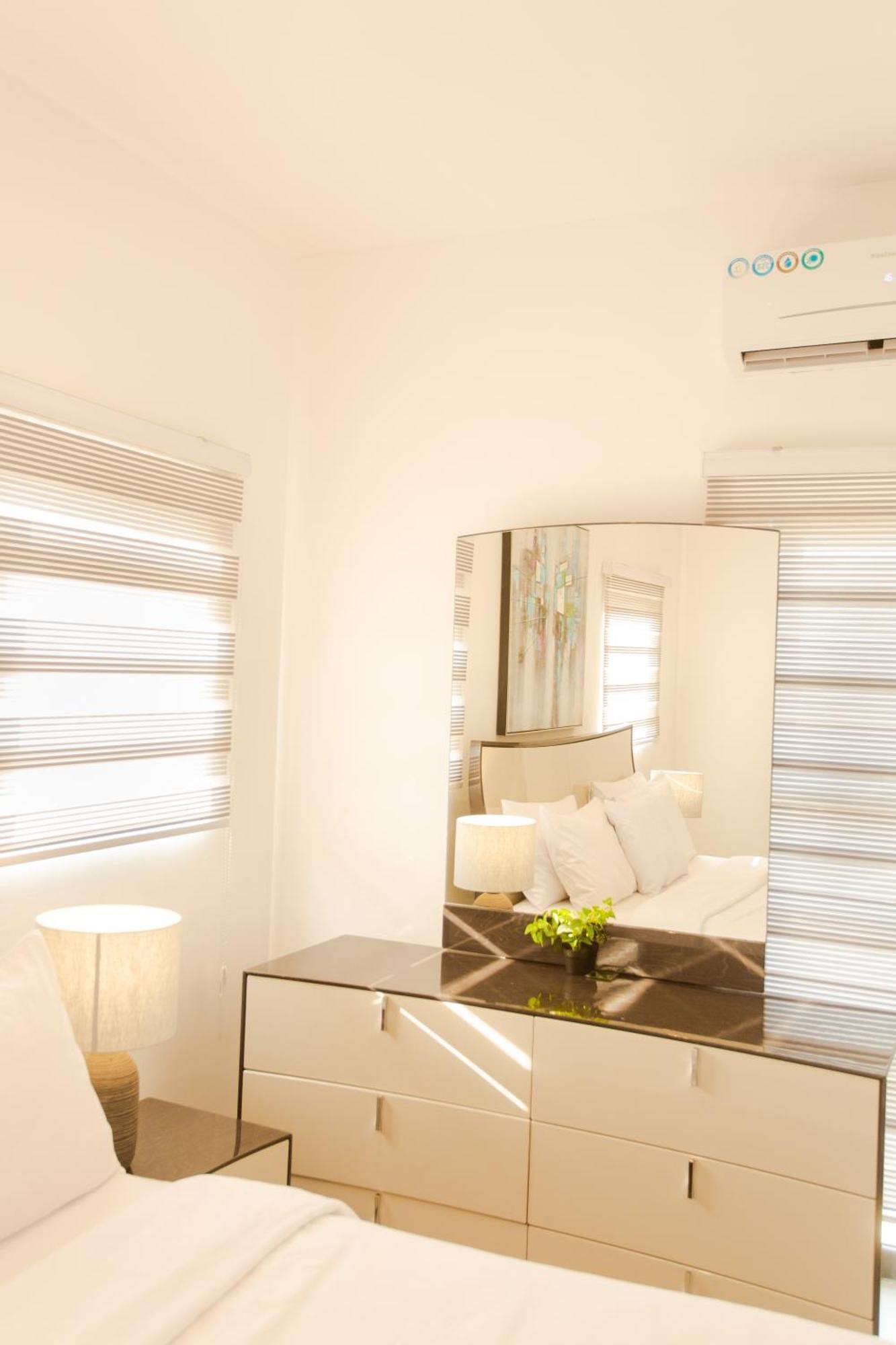 Accra Luxury Apartments @ Pine Court Bagian luar foto