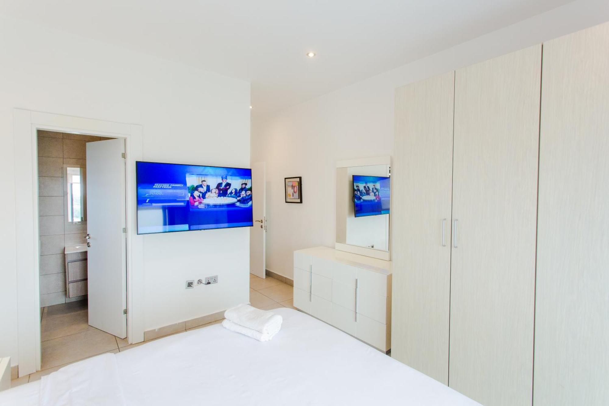 Accra Luxury Apartments @ Pine Court Bagian luar foto